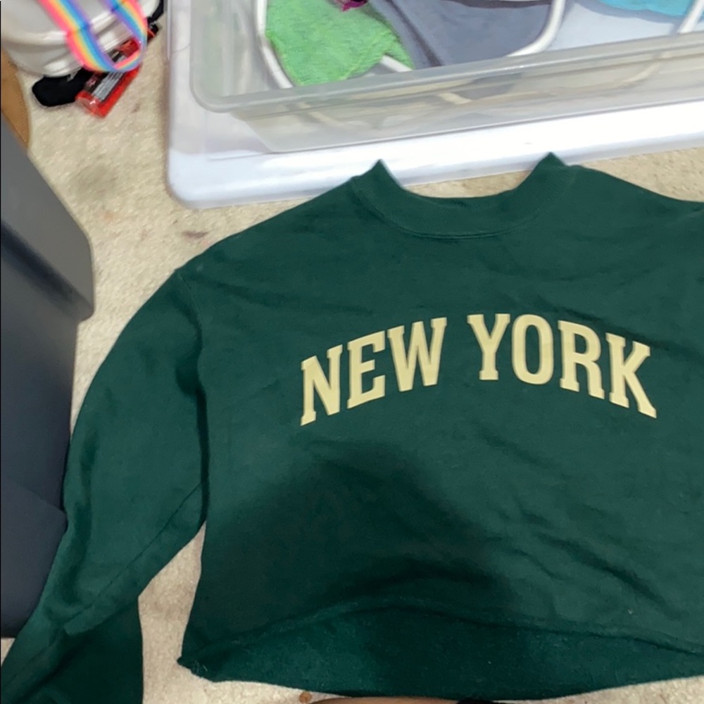 Forever 21 crop top sweater